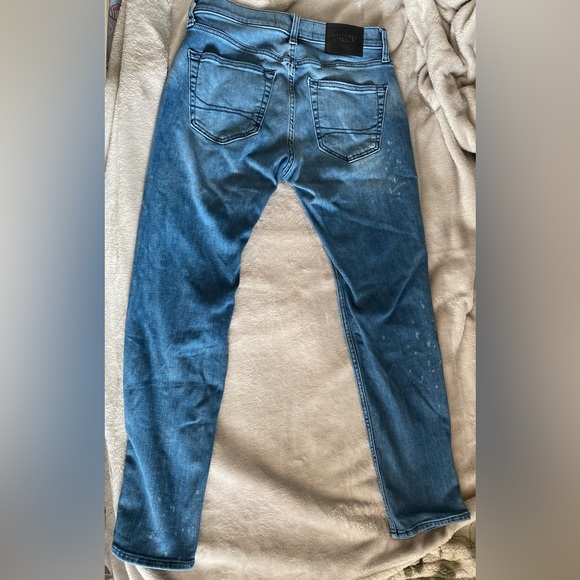 Hollister Jeans Blue for men or women in trend skinny - Picture 4 of 5